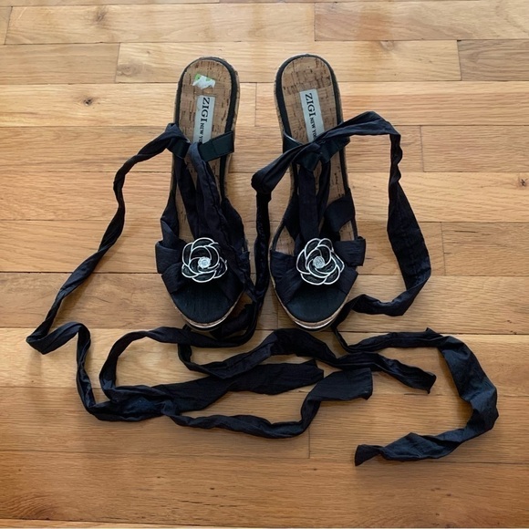 Zigi New York Black Satan Ankle Wrap Wedge Sandals with Silver Rosettes - Picture 2 of 10